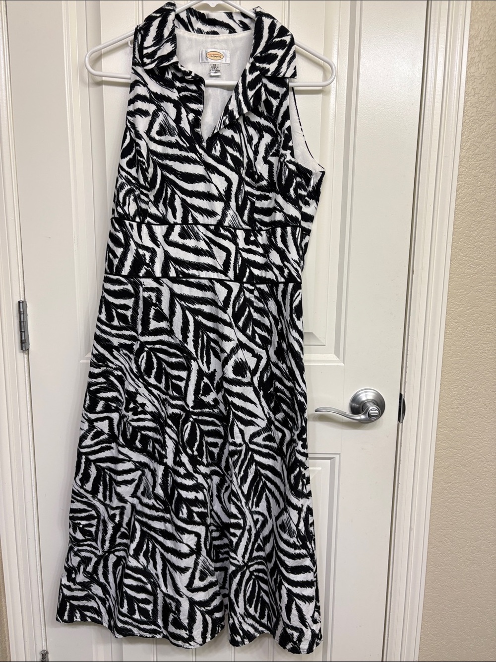 Talbots Black and White Pattern Sleeveless Dress